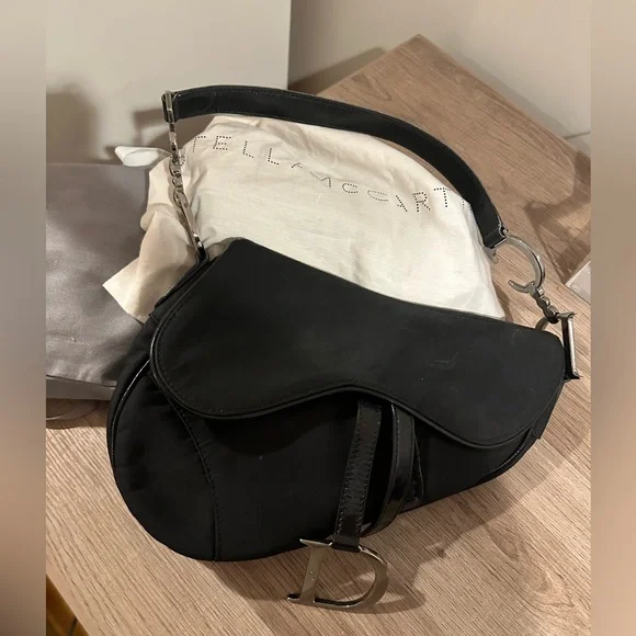 Christian Dior black saddle bag - Picture 3 of 7